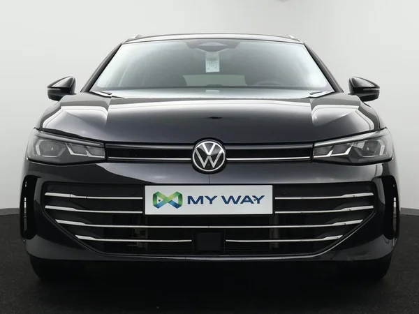 VOLKSWAGEN Passat SW (2026) — foto 19 van 24