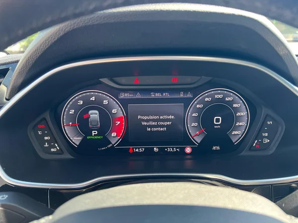 AUDI Q3 Sportback (2020) — foto 17 van 18