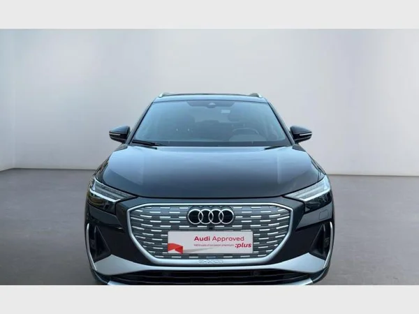 Audi Q4 e-tron (2025) — foto 12 van 24