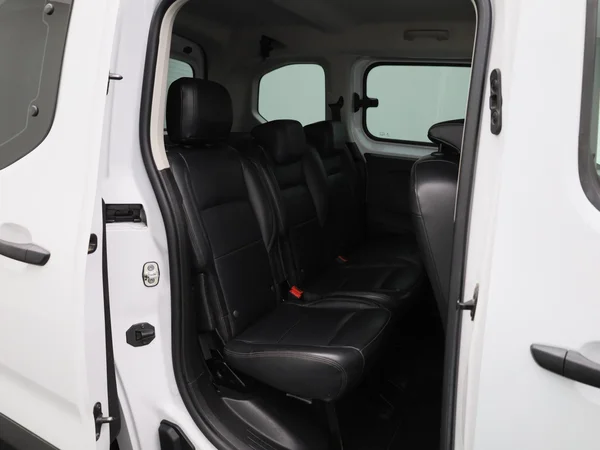 Opel Combo Life (2022) — foto 20 van 35