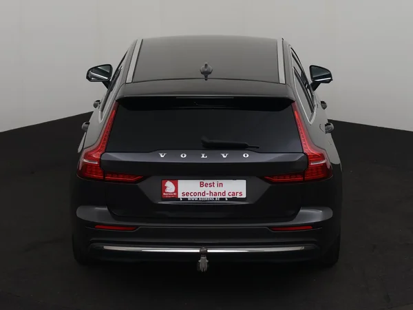 VOLVO V60 (2022) — foto 30 van 33