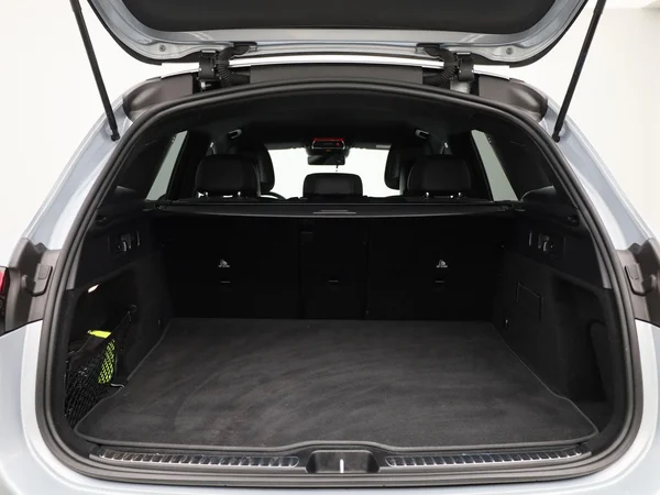 Mercedes-Benz GLC (2025) — foto 5 van 46
