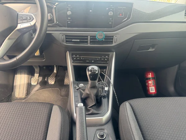 VOLKSWAGEN Taigo (2024) — foto 4 van 21