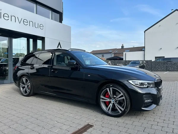 Bmw 330 (2021) — foto 21 van 31