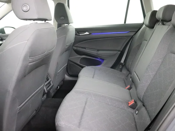 VOLKSWAGEN Golf Variant (2024) — foto 5 van 30