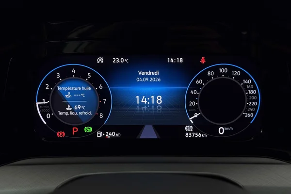 Volkswagen Golf VIII SW (2021) — foto 4 van 42