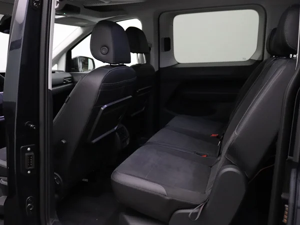 VOLKSWAGEN Caddy Maxi eHybrid (2025) — foto 18 van 19