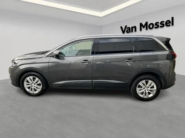 Peugeot 5008 (2019) — foto 11 van 26