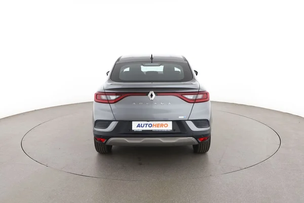 Renault Arkana (2022) — foto 11 van 16