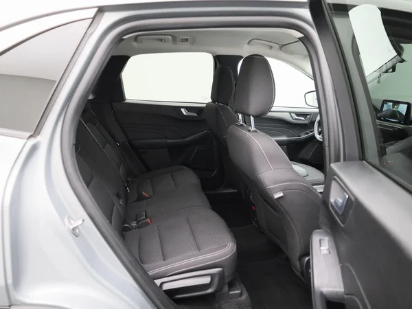 Ford Kuga (2022) — foto 30 van 41