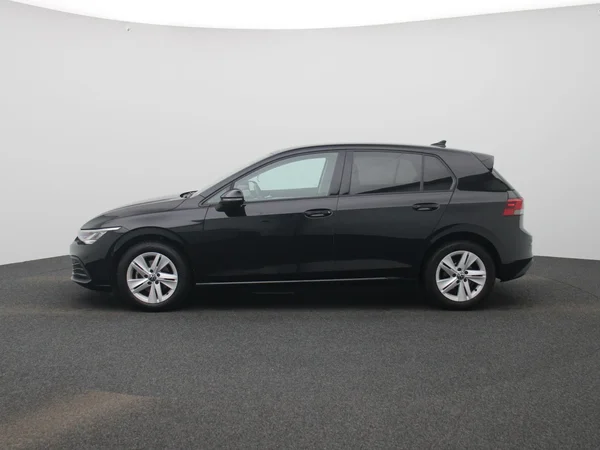 Volkswagen Golf (2021) — foto 34 van 40