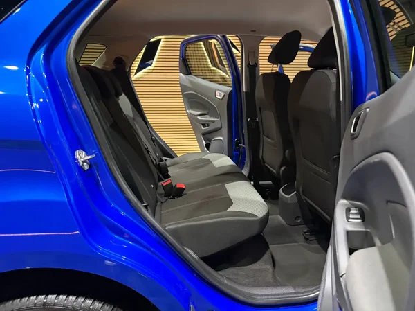 Ford Ecosport (2017) — foto 6 van 20
