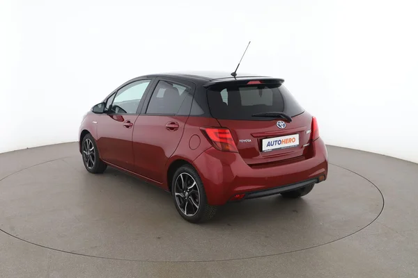 Toyota Yaris (2017) — foto 10 van 16