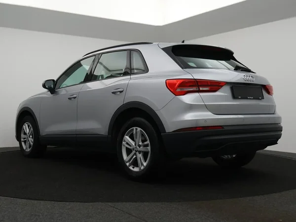 Audi Q3 (2019) — foto 25 van 27