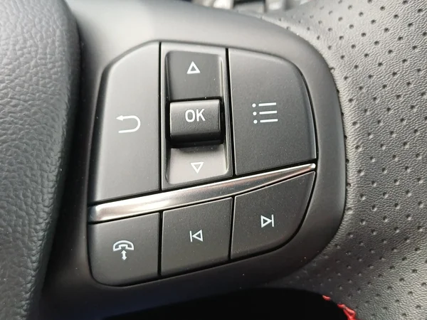 Ford Kuga (2025) — foto 5 van 23