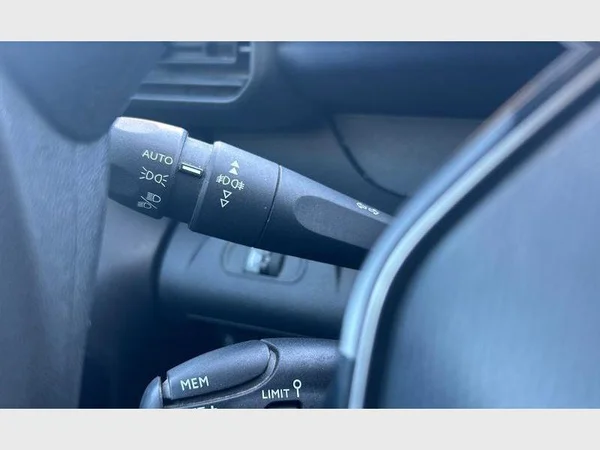 Peugeot Rifter Swb (2019) — foto 16 van 29