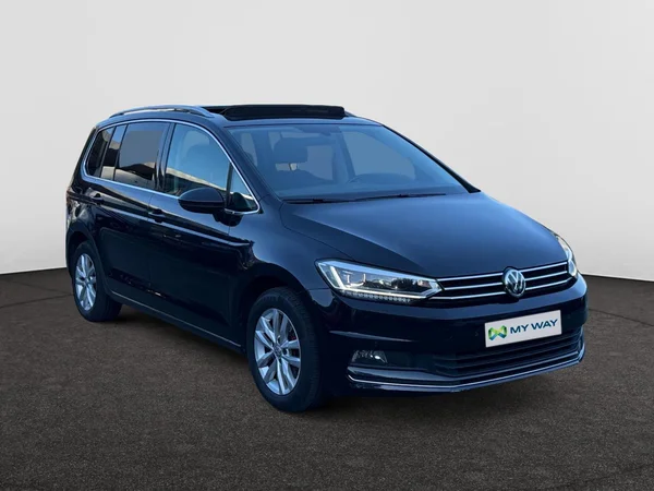 VOLKSWAGEN Touran (2018) — foto 22 van 24