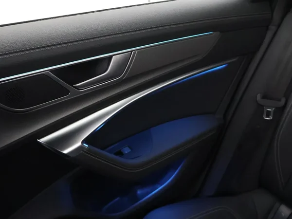 Audi A6 (2019) — foto 15 van 29