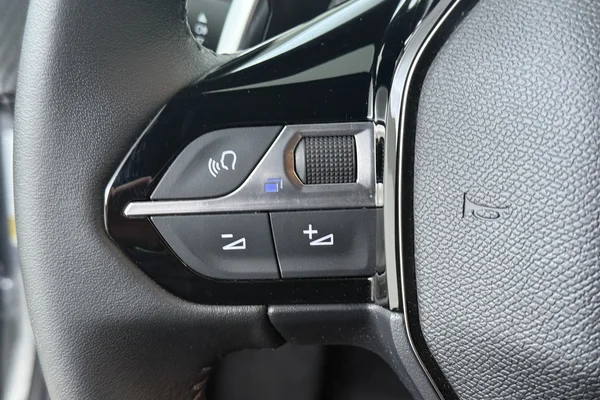 Peugeot 2008 (2025) — foto 6 van 20