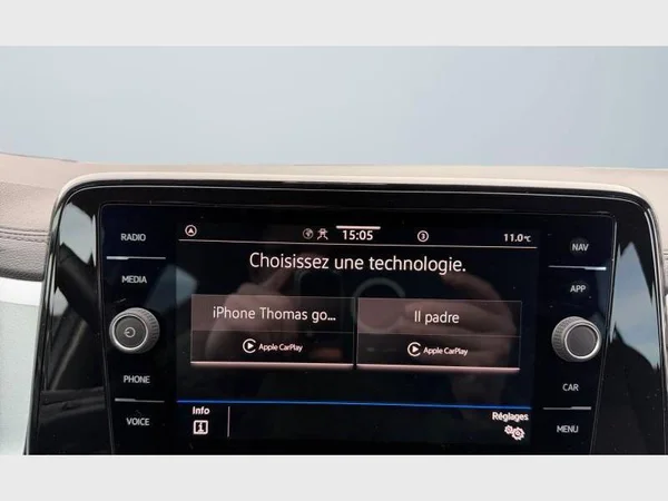 Volkswagen T-Roc (2022) — foto 2 van 24
