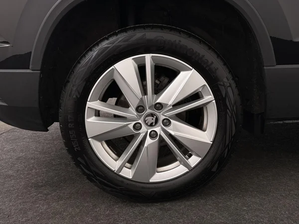 SKODA Karoq (2025) — foto 12 van 18