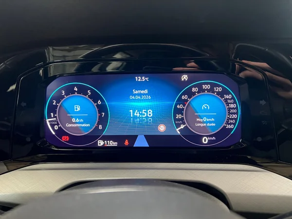 VOLKSWAGEN Golf VIII (2020) — foto 19 van 20