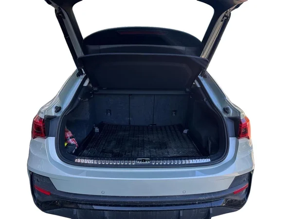 AUDI Q3 Sportback (2023) — foto 4 van 14