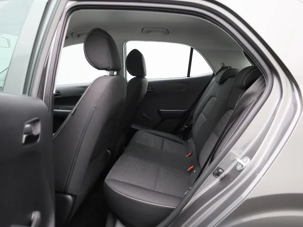 Kia Picanto (2023) — foto 2 van 34