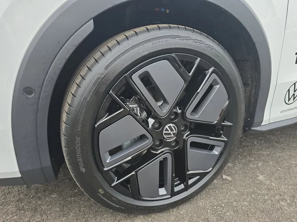 VOLKSWAGEN T-Roc (2026) — foto 10 van 24