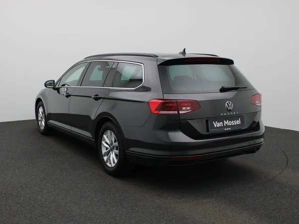 Volkswagen Passat (2024) — foto 12 van 44