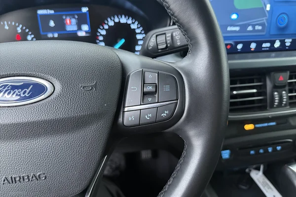 Ford Focus Clipper Active (2024) — foto 8 van 21