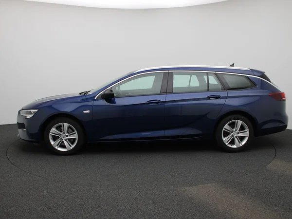 Opel Insignia (2022) — foto 33 van 37
