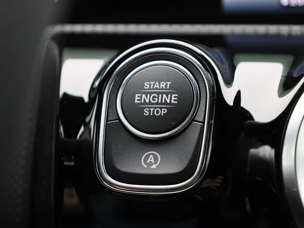 Mercedes-Benz CLA (2025) — foto 13 van 40