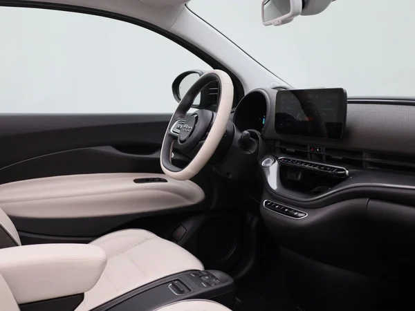 Fiat 500C (2023) — foto 24 van 40