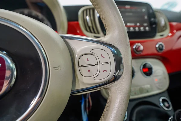 Fiat 500 (2019) — foto 10 van 50