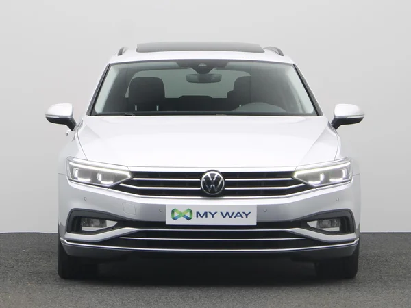VOLKSWAGEN Passat Variant Dsl (2020) — foto 19 van 23