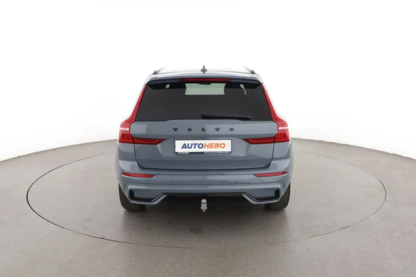 Volvo XC60 (2022) — foto 11 van 16