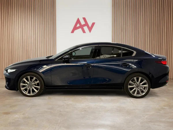 Mazda 3 (2022) — foto 2 van 29