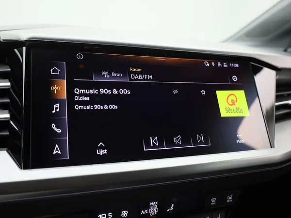 Audi Q4 e-tron (2024) — foto 22 van 50