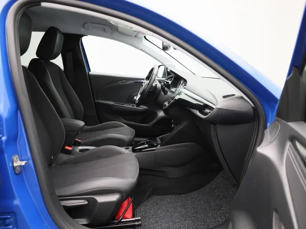 Opel Corsa (2022) — foto 27 van 36