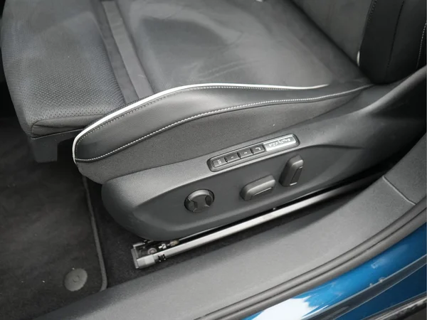 VOLKSWAGEN ID.7 Tourer (2026) — foto 32 van 33