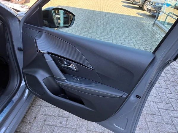 PEUGEOT 208 (2025) — foto 20 van 21