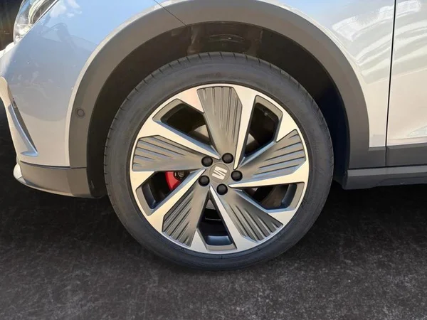 SEAT Arona (2023) — foto 6 van 29