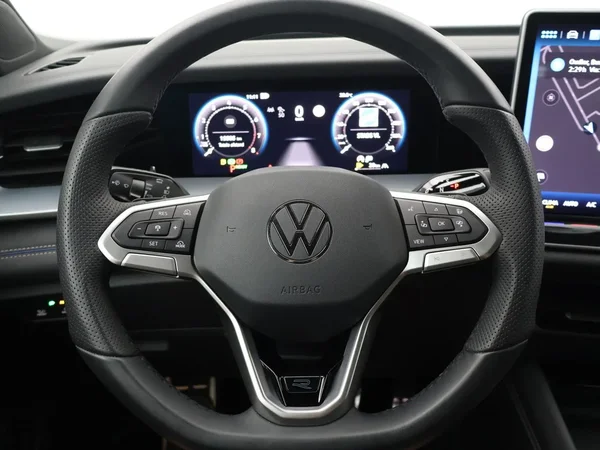 Volkswagen Tayron (2025) — foto 4 van 28