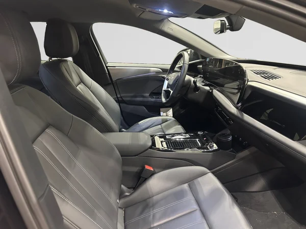 AUDI A6 Avant e-tron (2025) — foto 2 van 23