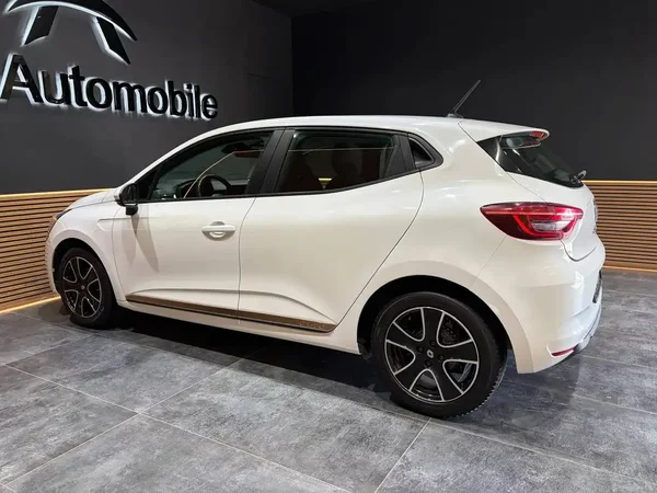 Renault Clio (2019) — foto 10 van 22