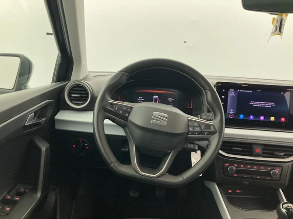 SEAT Arona (2023) — foto 8 van 34