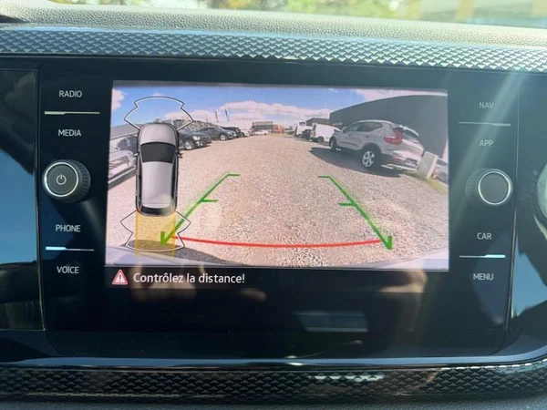 VOLKSWAGEN Polo (2023) — foto 16 van 32