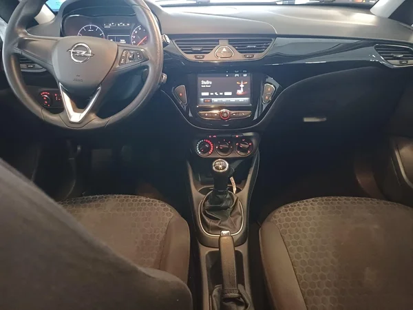 Opel Corsa (2018) — foto 10 van 13