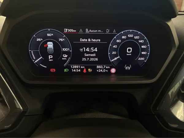 AUDI Q4 Sportback e-tron (2024) — foto 10 van 22
